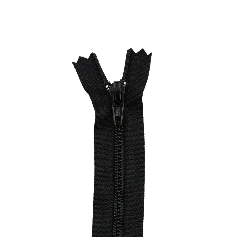 #2.5 Coil, Black, 7″ YKK Closed End Zipper, Nylon, #705-7-BLK
