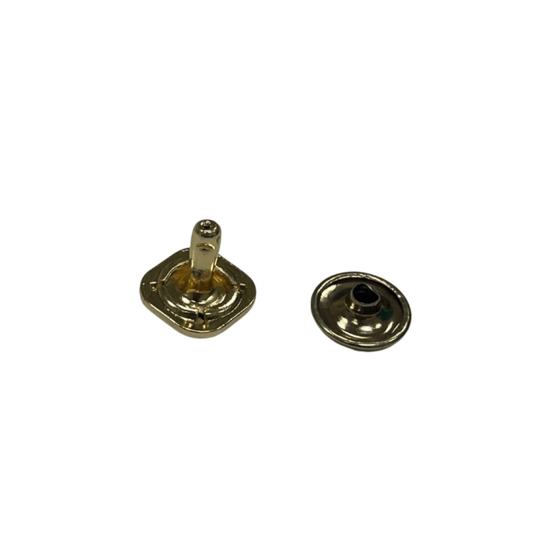 Square Rivet Gold, #P-3207-LTGOLD