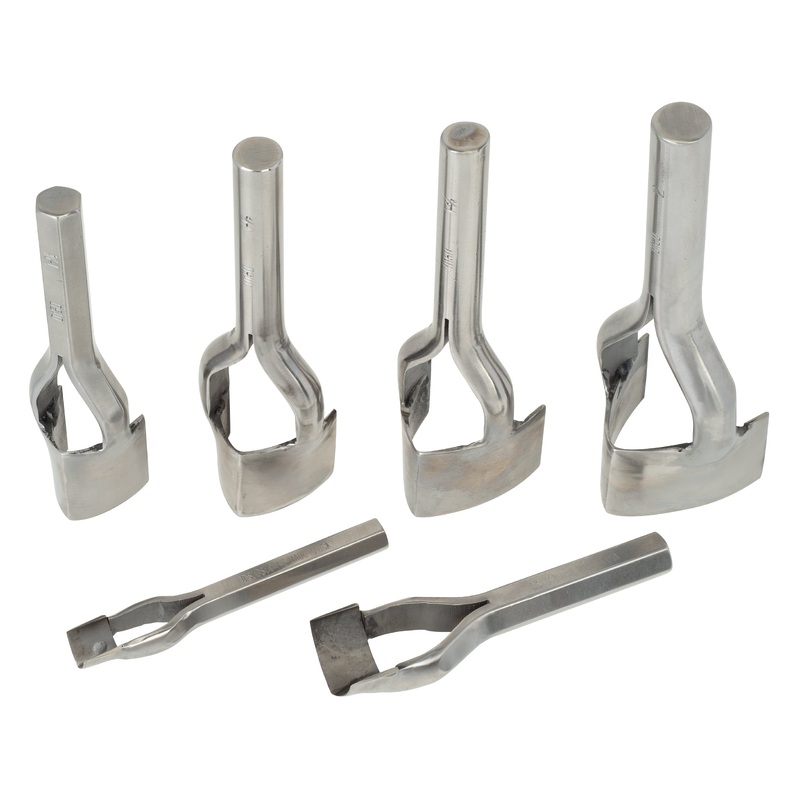 English Point Strap End Punch 1/2″